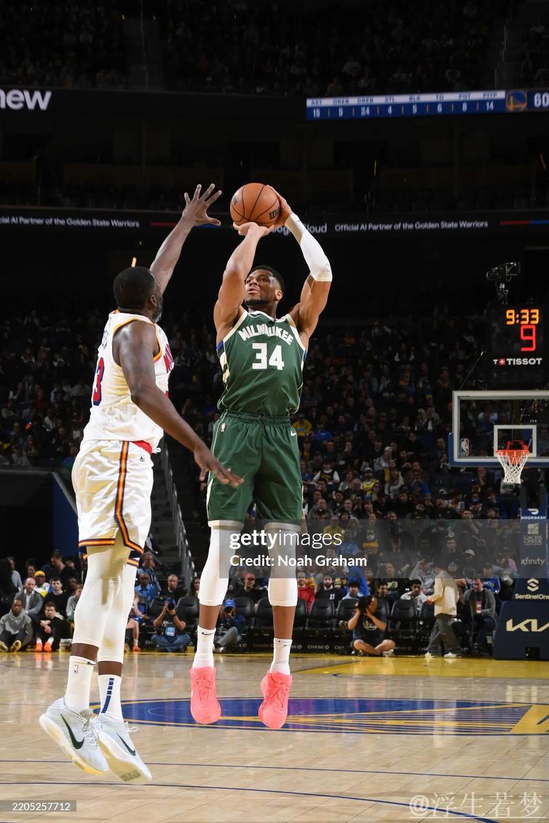 波杰姆斯基连得5分，表现抢眼！