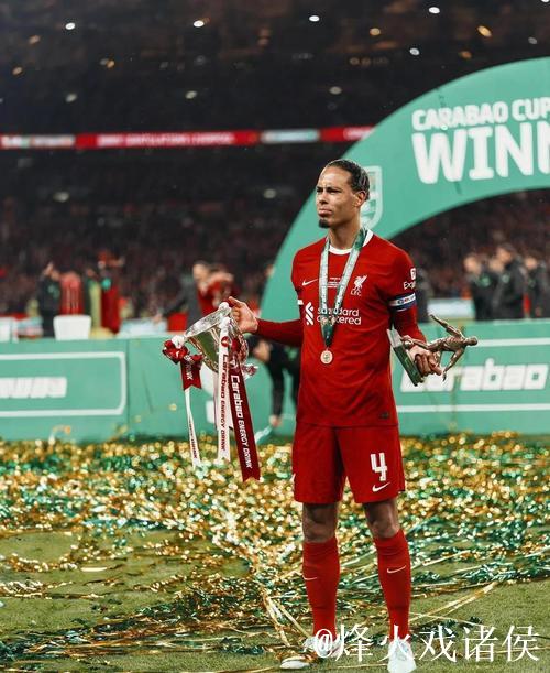 欧冠-范戴克离谱失误 利物浦主场输给埃因霍温