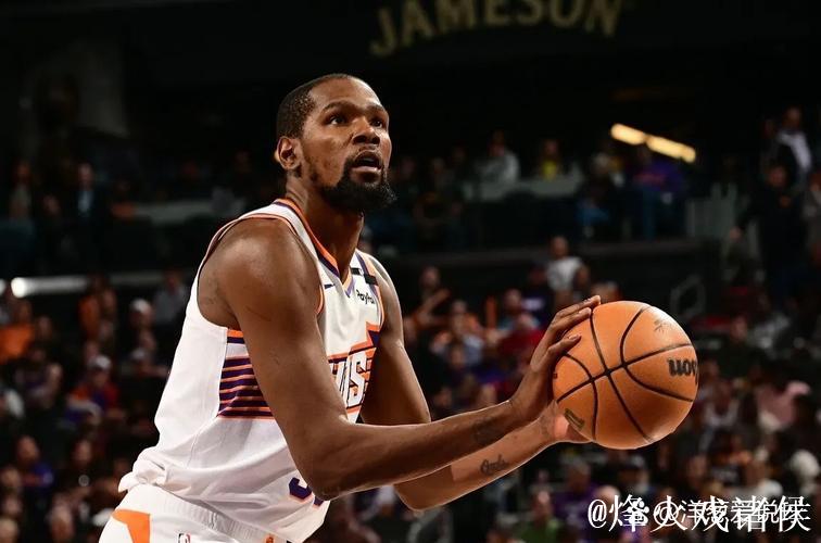 杜兰特布克联手轰71分，新援贡献21+11，太阳击败活塞